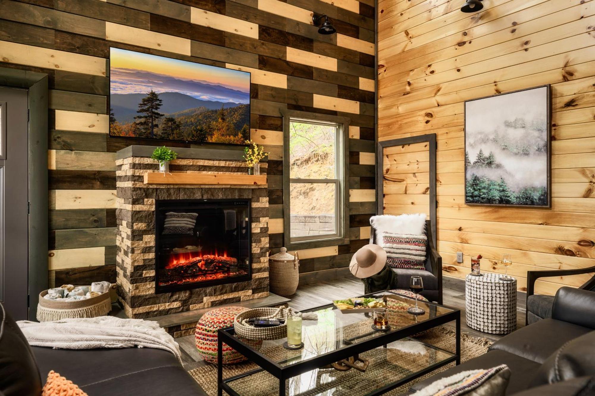 Mountainscape - Brand New Cabin W Views - Hottub - Firetable - Ps5 - Pooltable - 3 Pools جاتلينبرج المظهر الخارجي الصورة